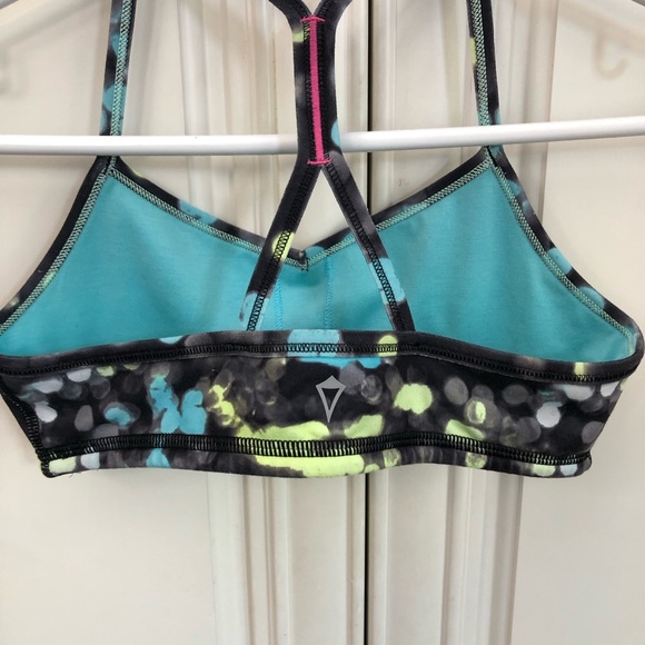 Ivivva by Lululemon girls bra 🍋 - Picture 6 of 9